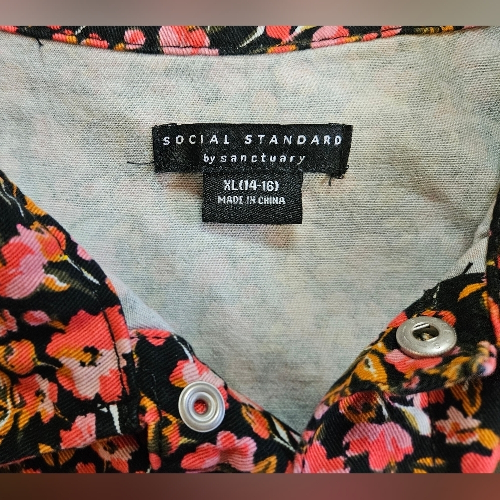 Social Standard By Sanctuary Black And Pink Floral Jean Jacket Size XL - Picture 4 of 13